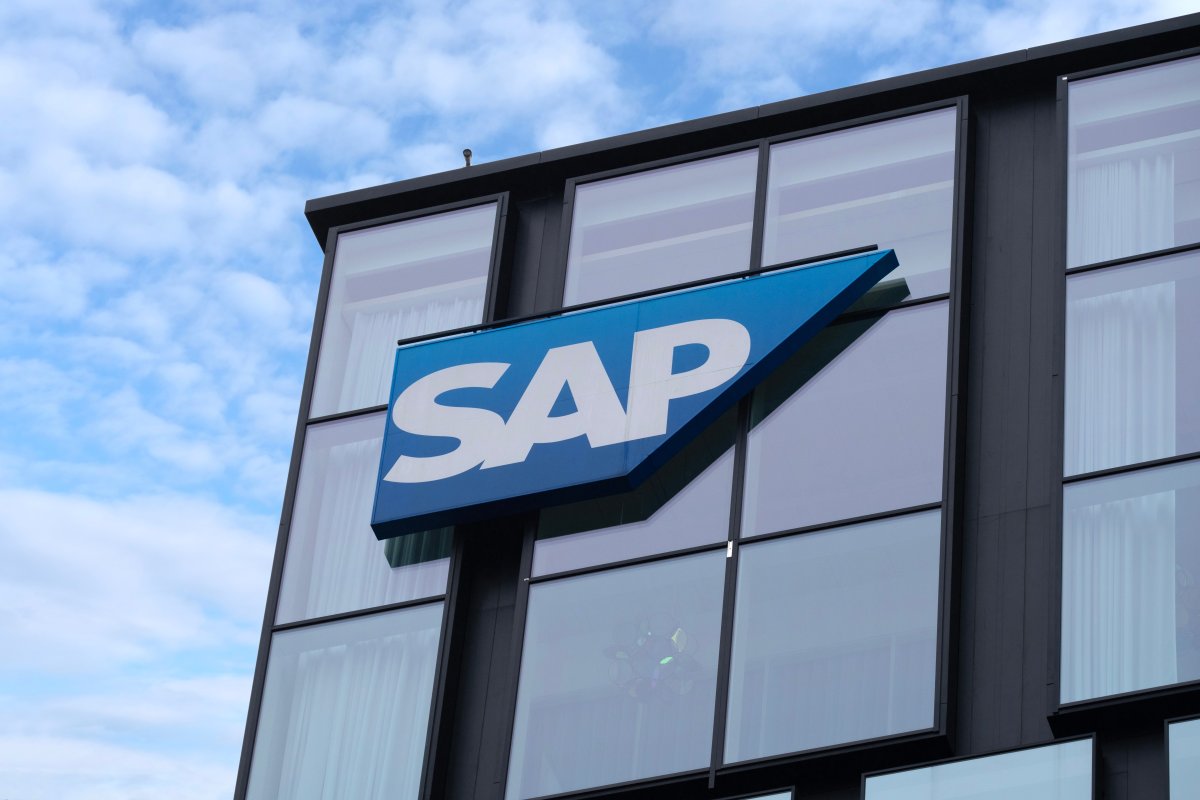 SAP Slows Hiring and Cuts Spending to Fund Its AI Buildout